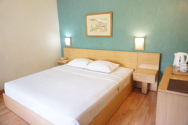 Hotel De Ningrat Topas Galeria (Bandung)